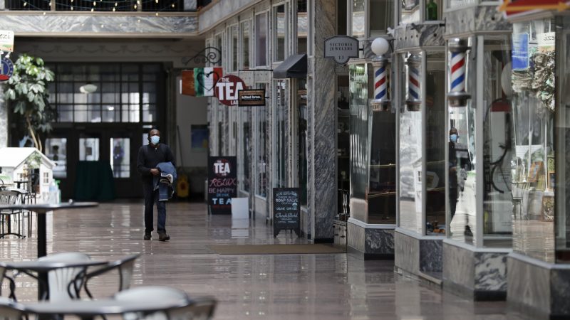 DeWine: Ohio restaurants, bars to fully reopen on May 21